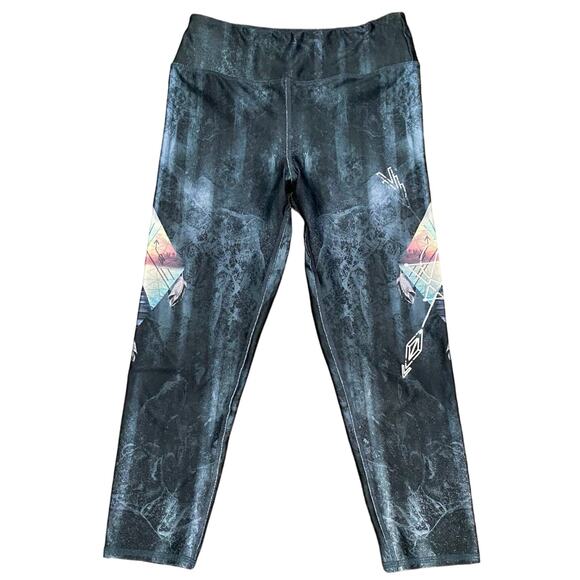 Evolution and Creation Pants - EVOLUTION & CREATION Leggings SIZE MEDIUM Cropped Gray with Boho Style Graphics